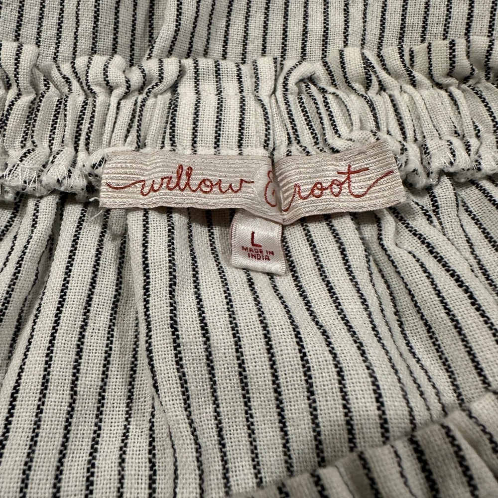 Striped Off-Shoulder Button-Up Top - Picture 8 of 11